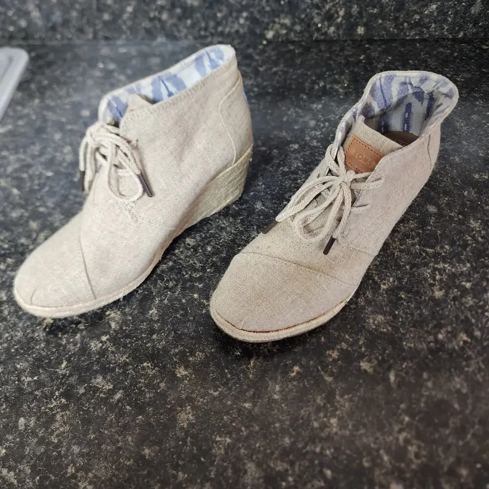TOMS Desert Wedge  Natural Canvas Burlap Woven Light Tan Size 7